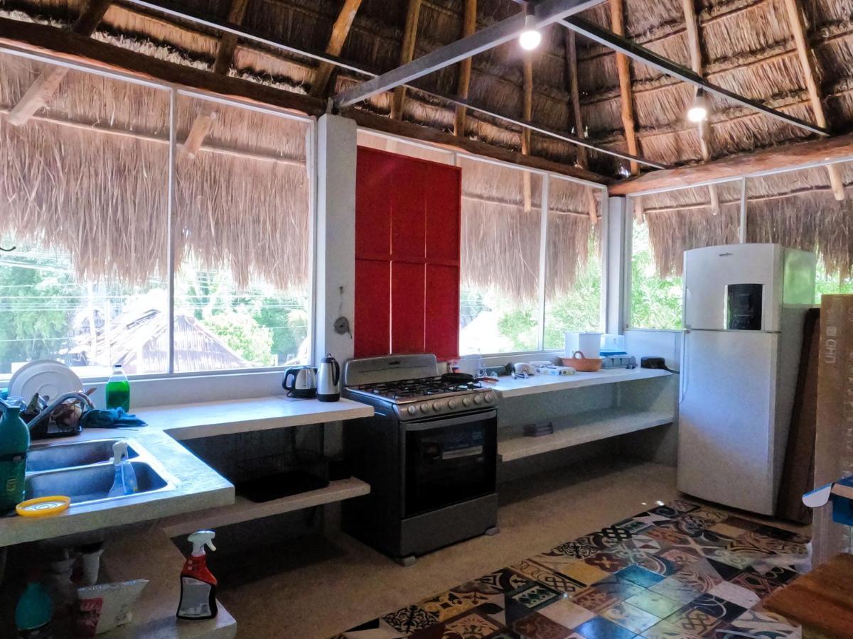 Maui Hostels Tulum Exterior photo